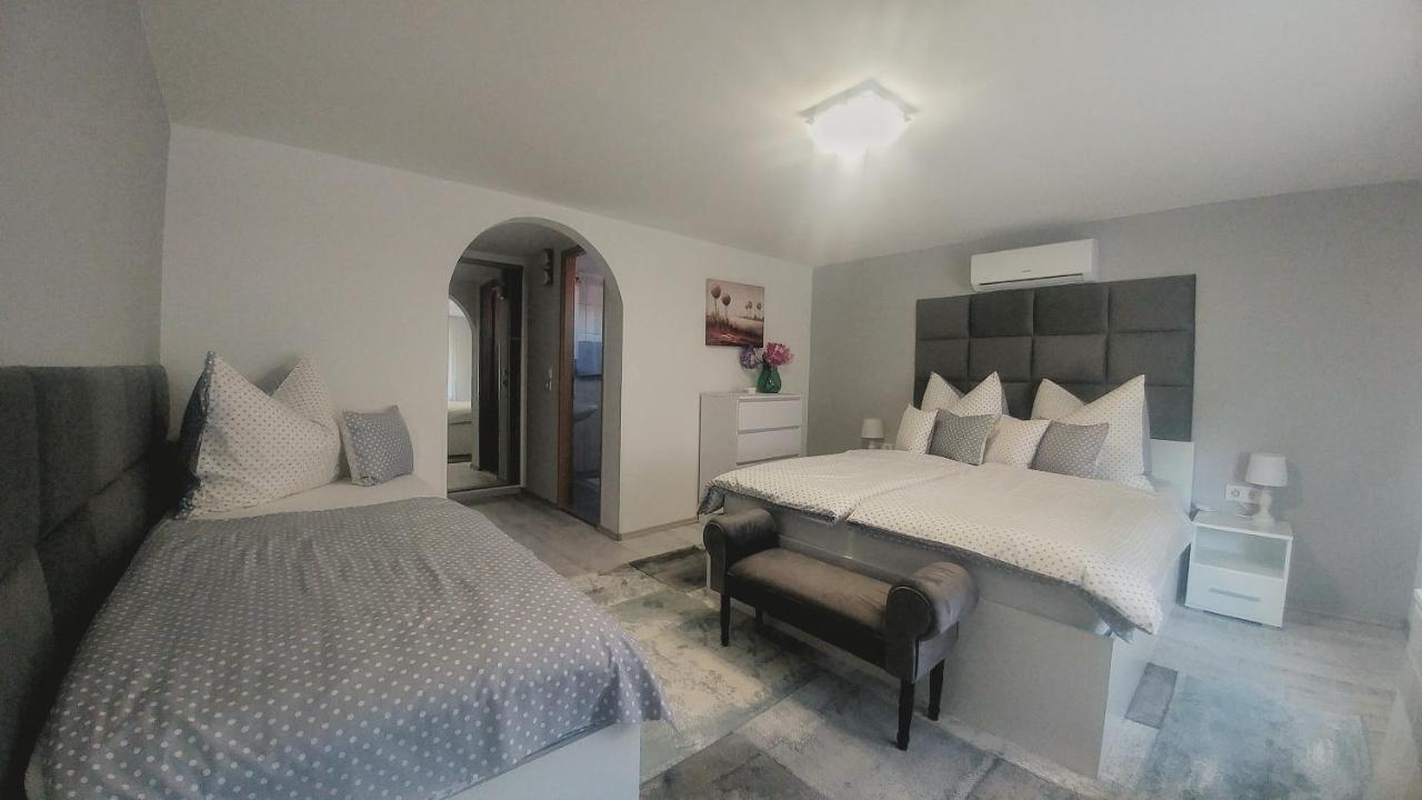 Bed and Breakfast Anna Panzio Herend Екстер'єр фото