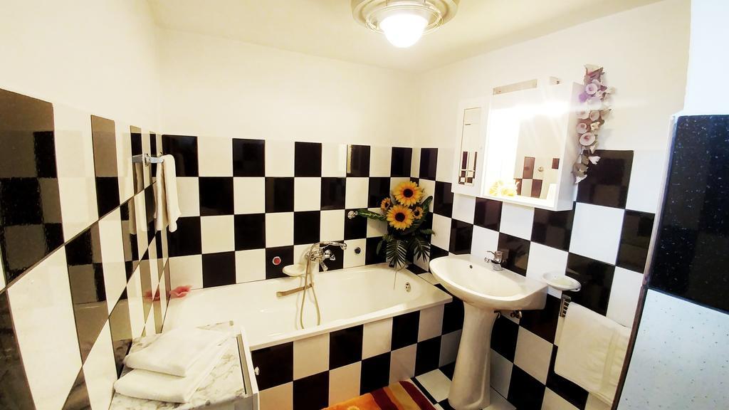 Bed and Breakfast Anna Panzio Herend Екстер'єр фото