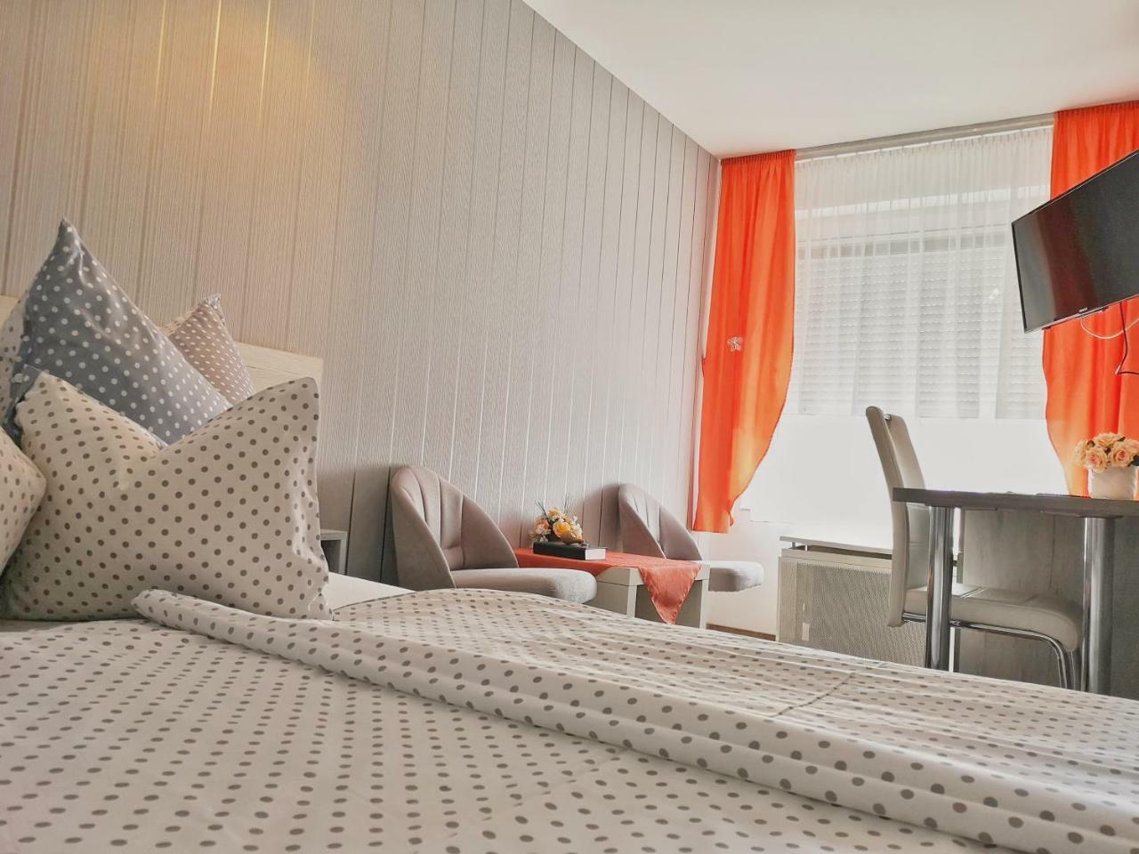 Bed and Breakfast Anna Panzio Herend Екстер'єр фото